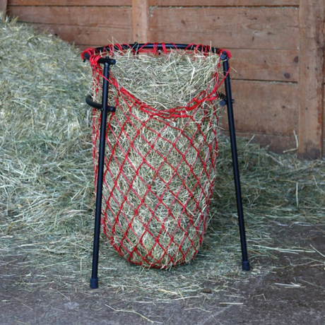 Hooinetvuller met gevuld hooinet