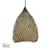 Shires slowfeeder hooinet in maas 5 cm. Ongeknoopt en extra sterk. Fijne grotere maas voor milder slowfeedeffect.